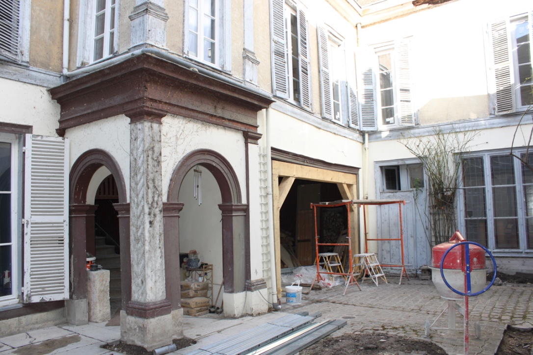 Chambres d'hôtes Troyes - La Cour Pavée - La cour avant travaux